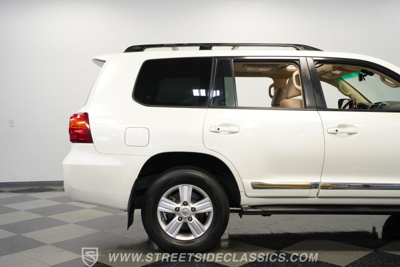 2013 Toyota Land Cruiser