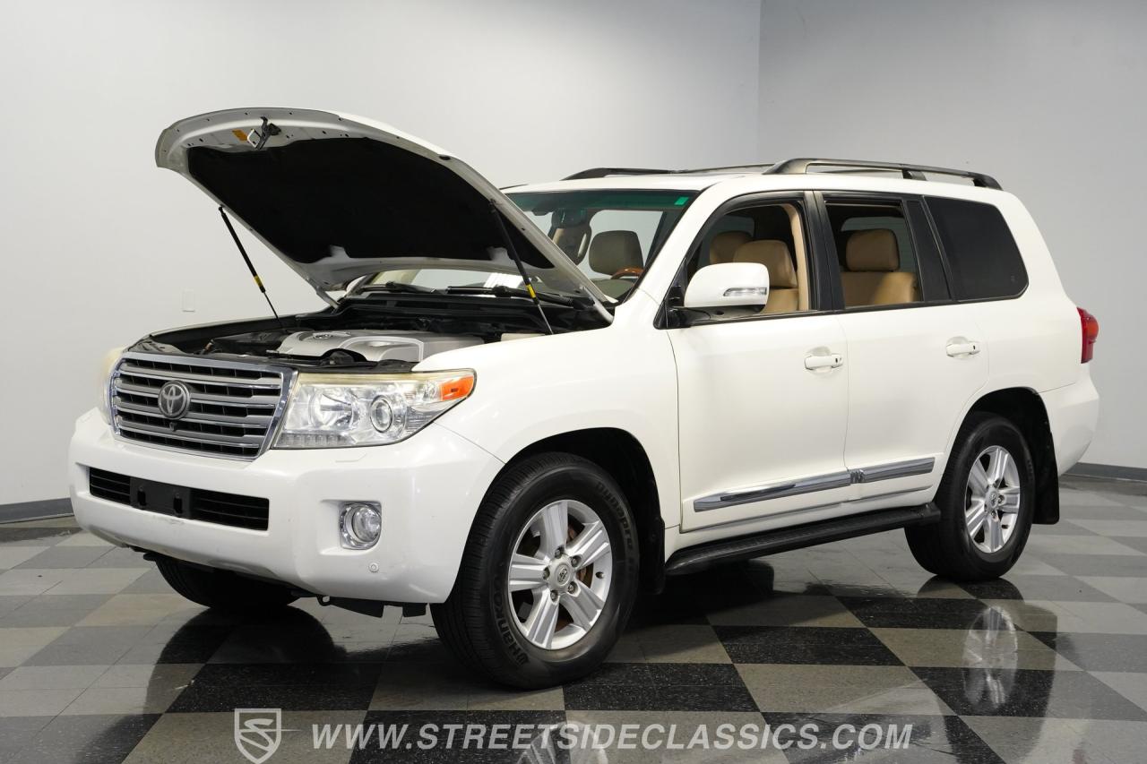 2013 Toyota Land Cruiser