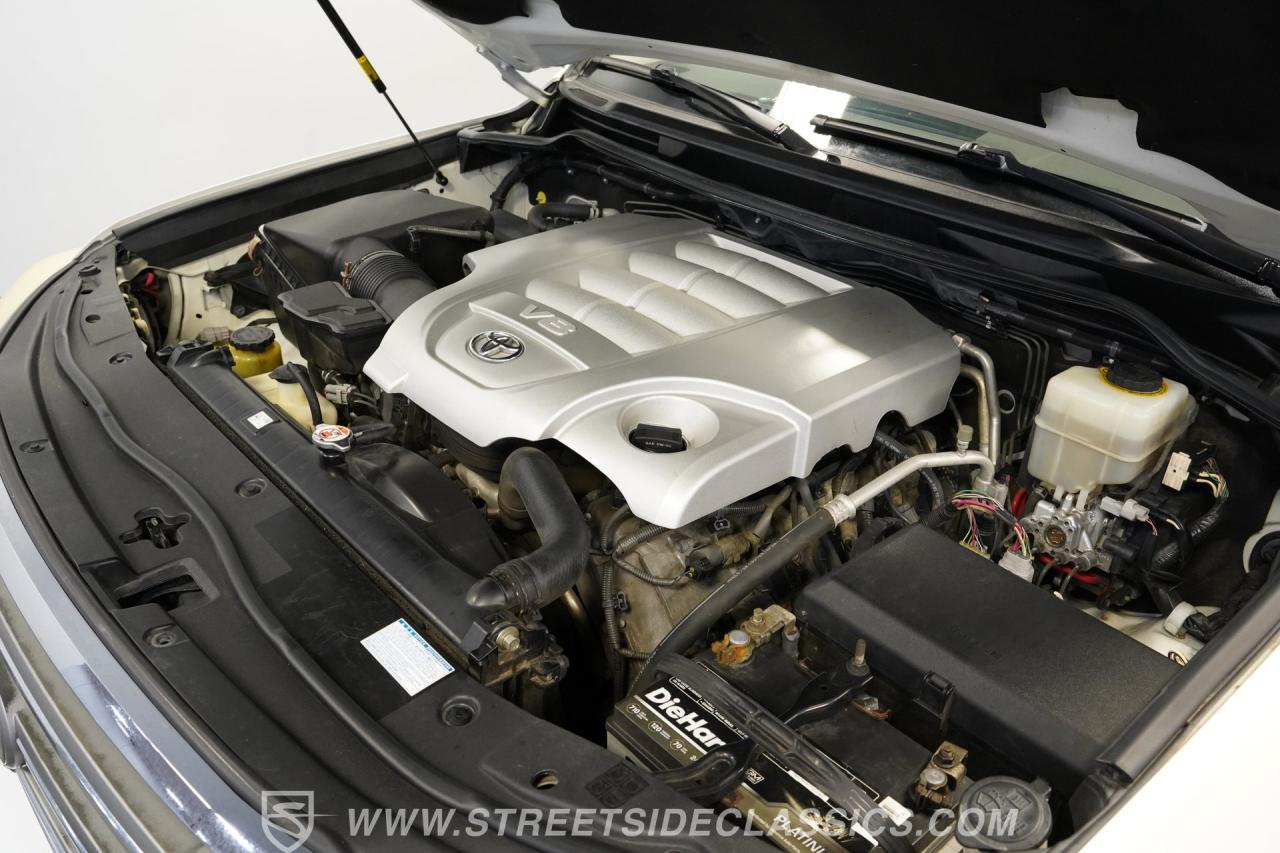 2013 Toyota Land Cruiser