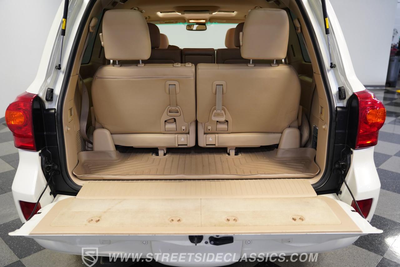 2013 Toyota Land Cruiser