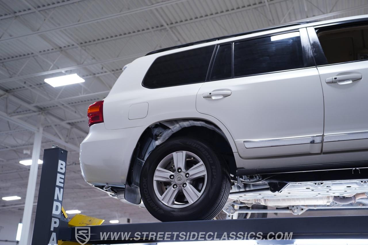 2013 Toyota Land Cruiser