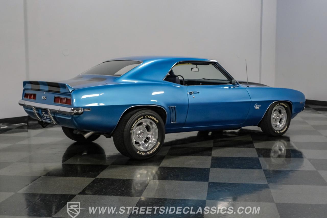 1969 Chevrolet Camaro SS Tribute