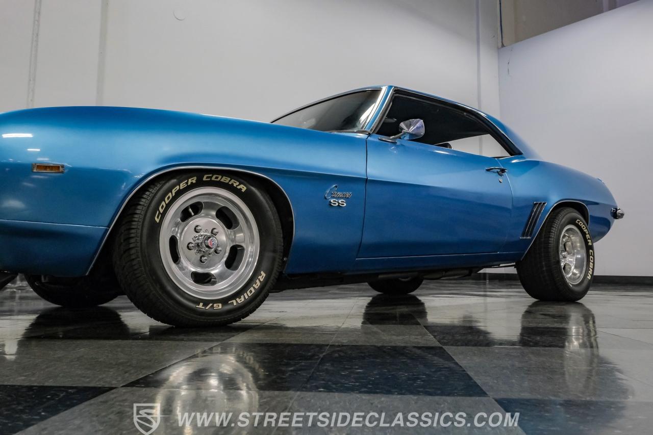 1969 Chevrolet Camaro SS Tribute