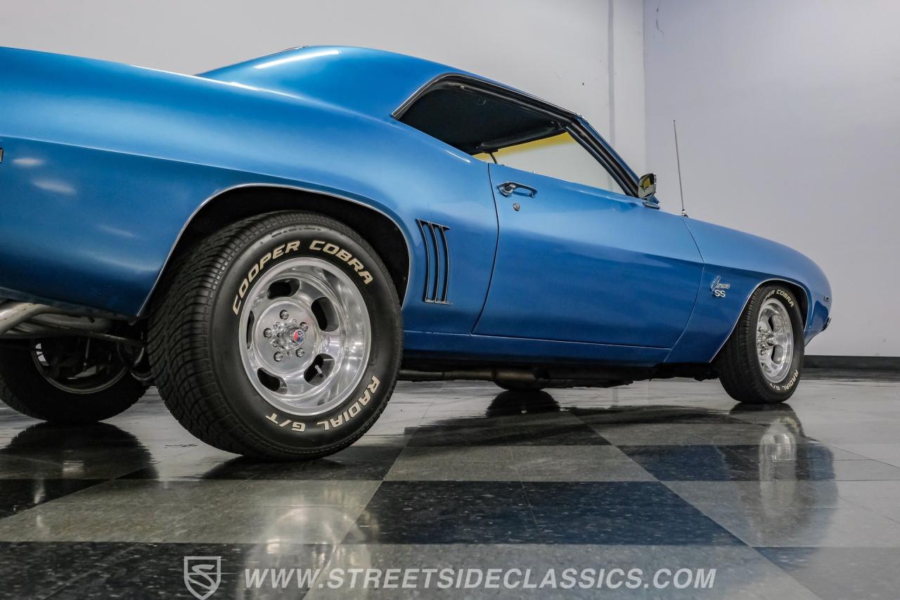 1969 Chevrolet Camaro SS Tribute