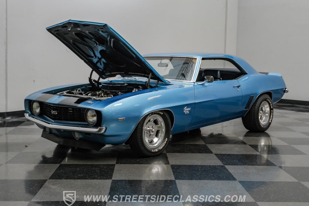 1969 Chevrolet Camaro SS Tribute