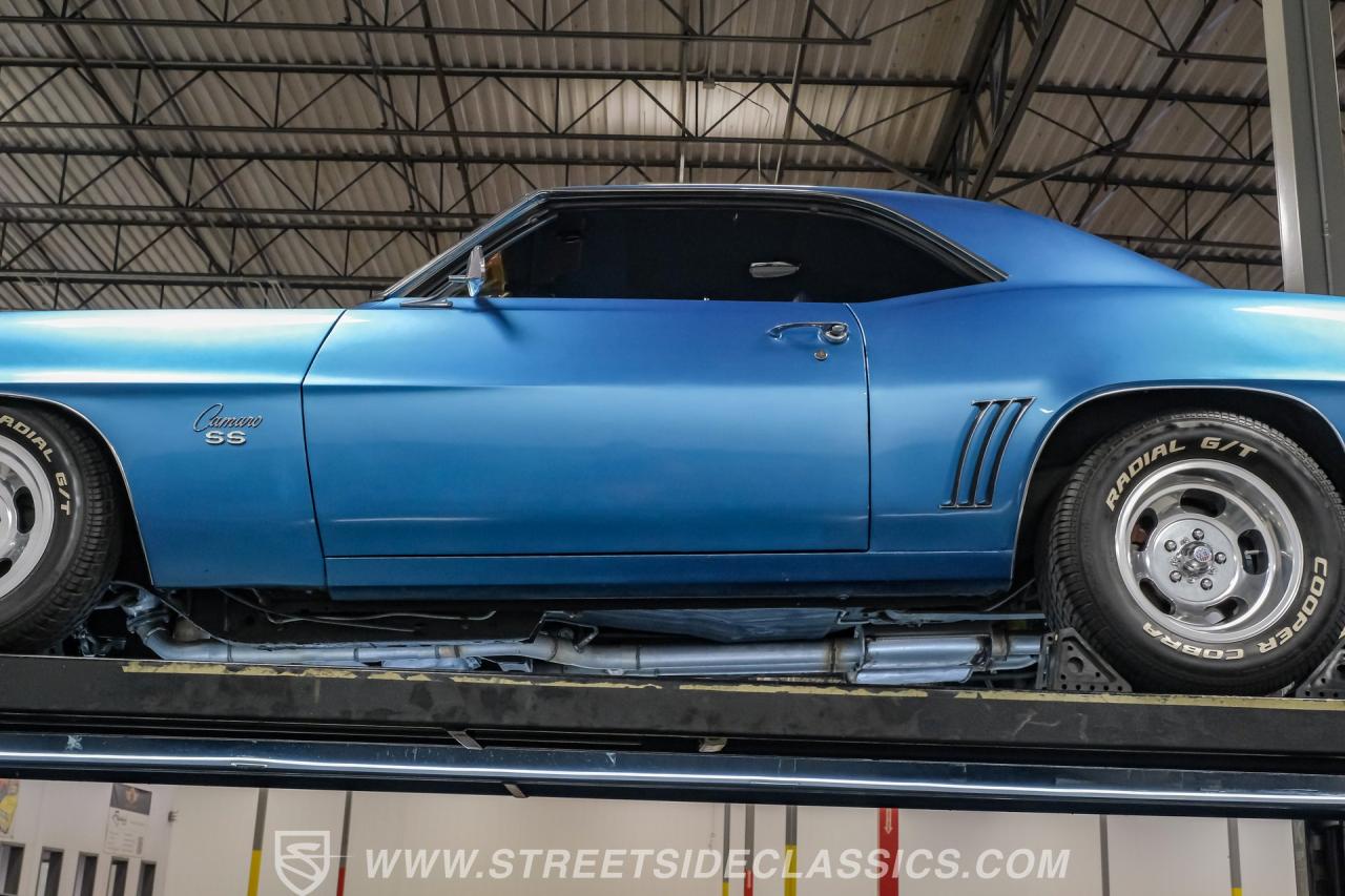 1969 Chevrolet Camaro SS Tribute