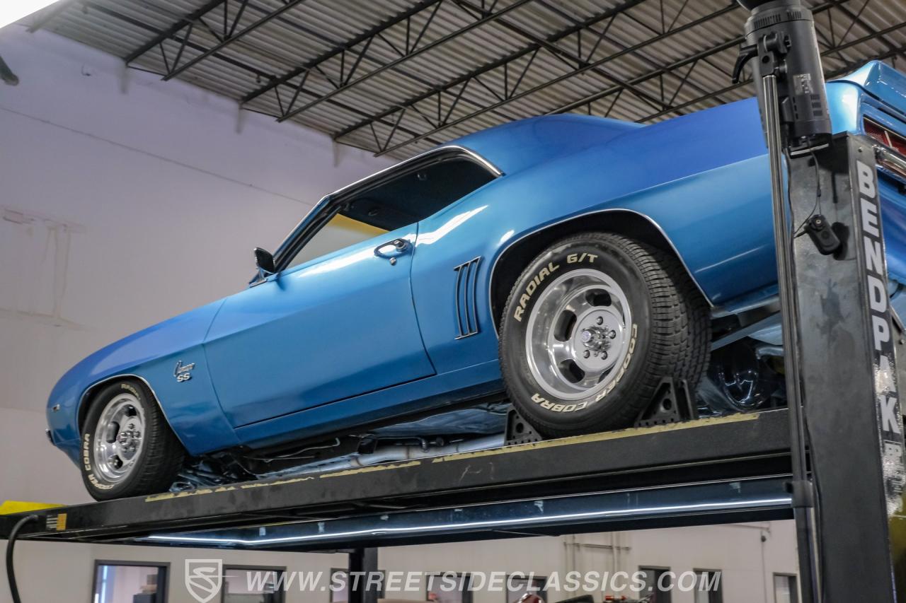 1969 Chevrolet Camaro SS Tribute