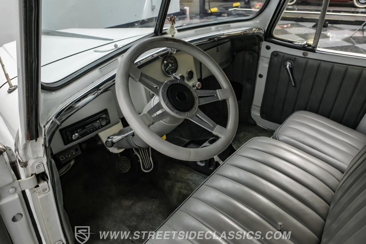 1949 Willys Jeepster