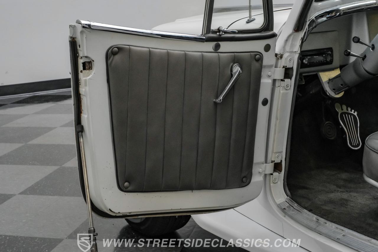 1949 Willys Jeepster
