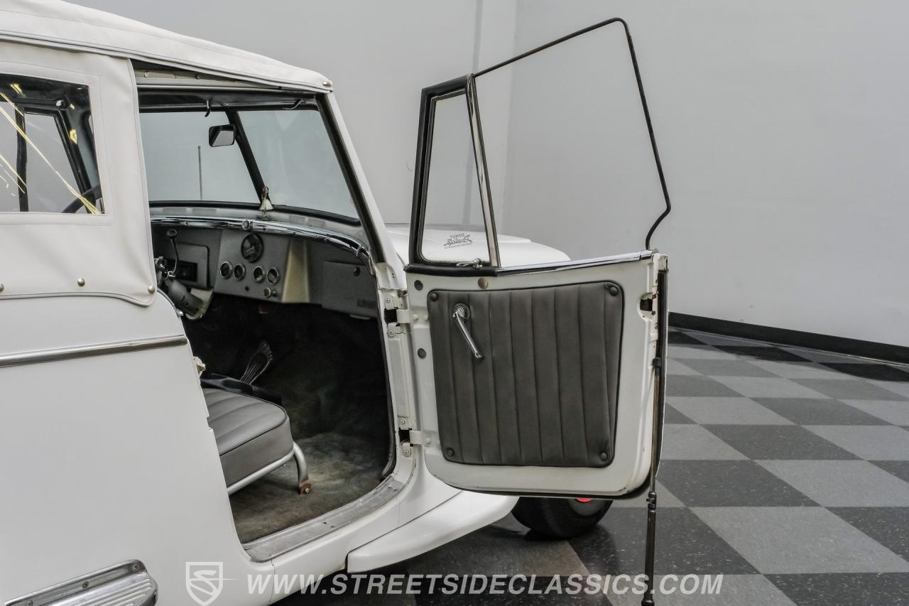 1949 Willys Jeepster