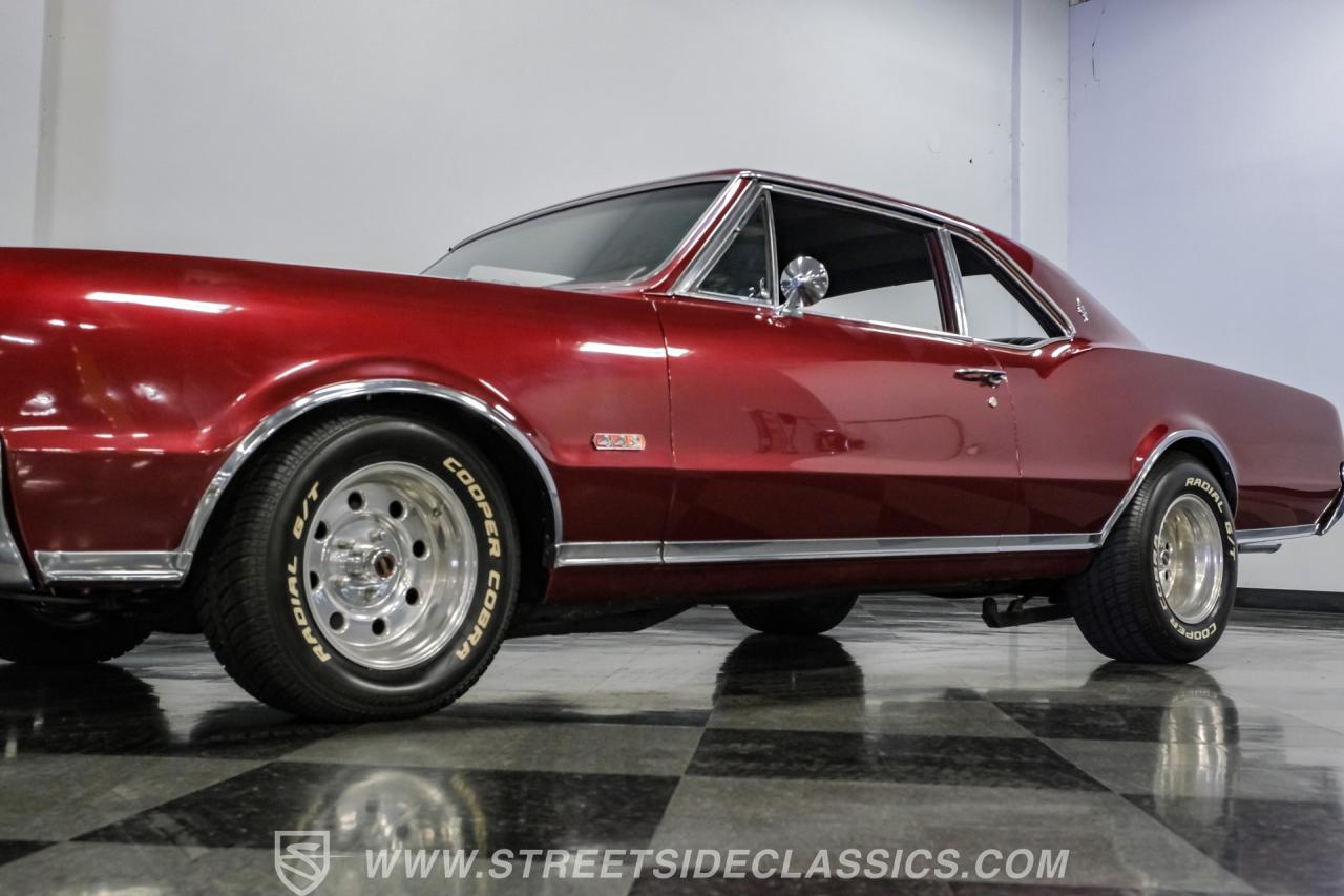 1967 Oldsmobile Cutlass Supreme