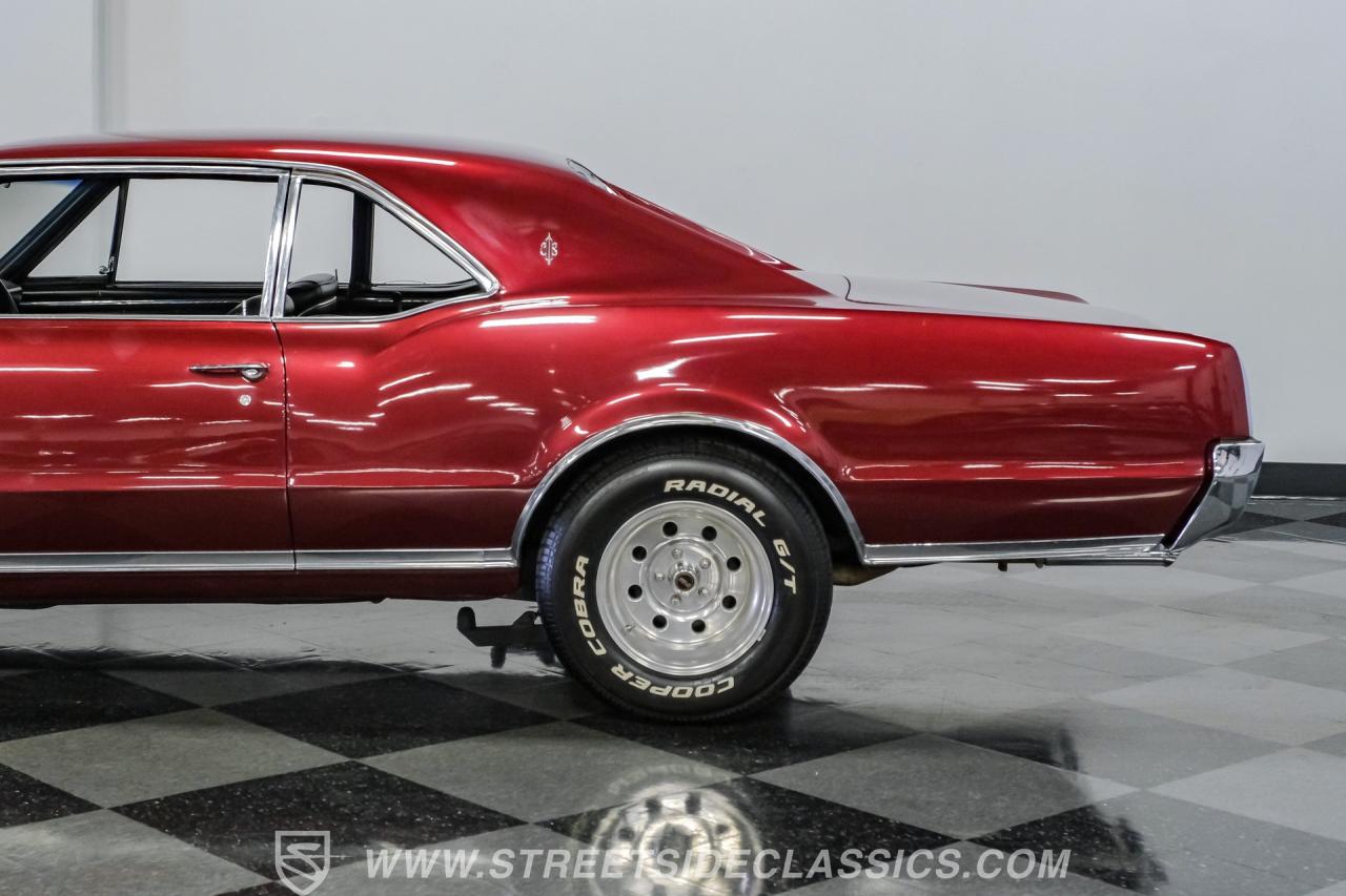 1967 Oldsmobile Cutlass Supreme