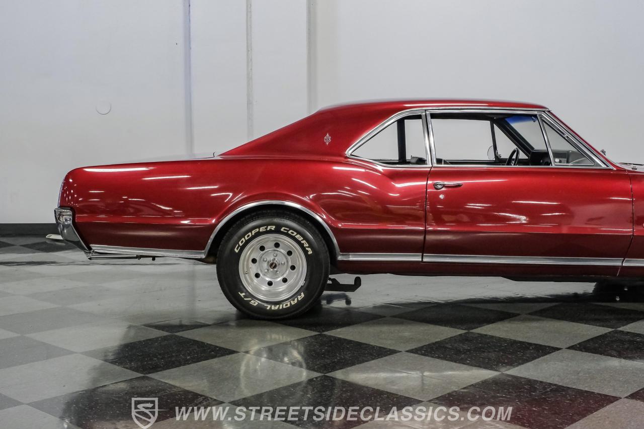 1967 Oldsmobile Cutlass Supreme
