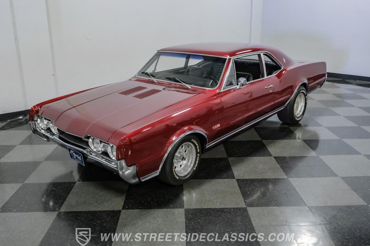 1967 Oldsmobile Cutlass Supreme