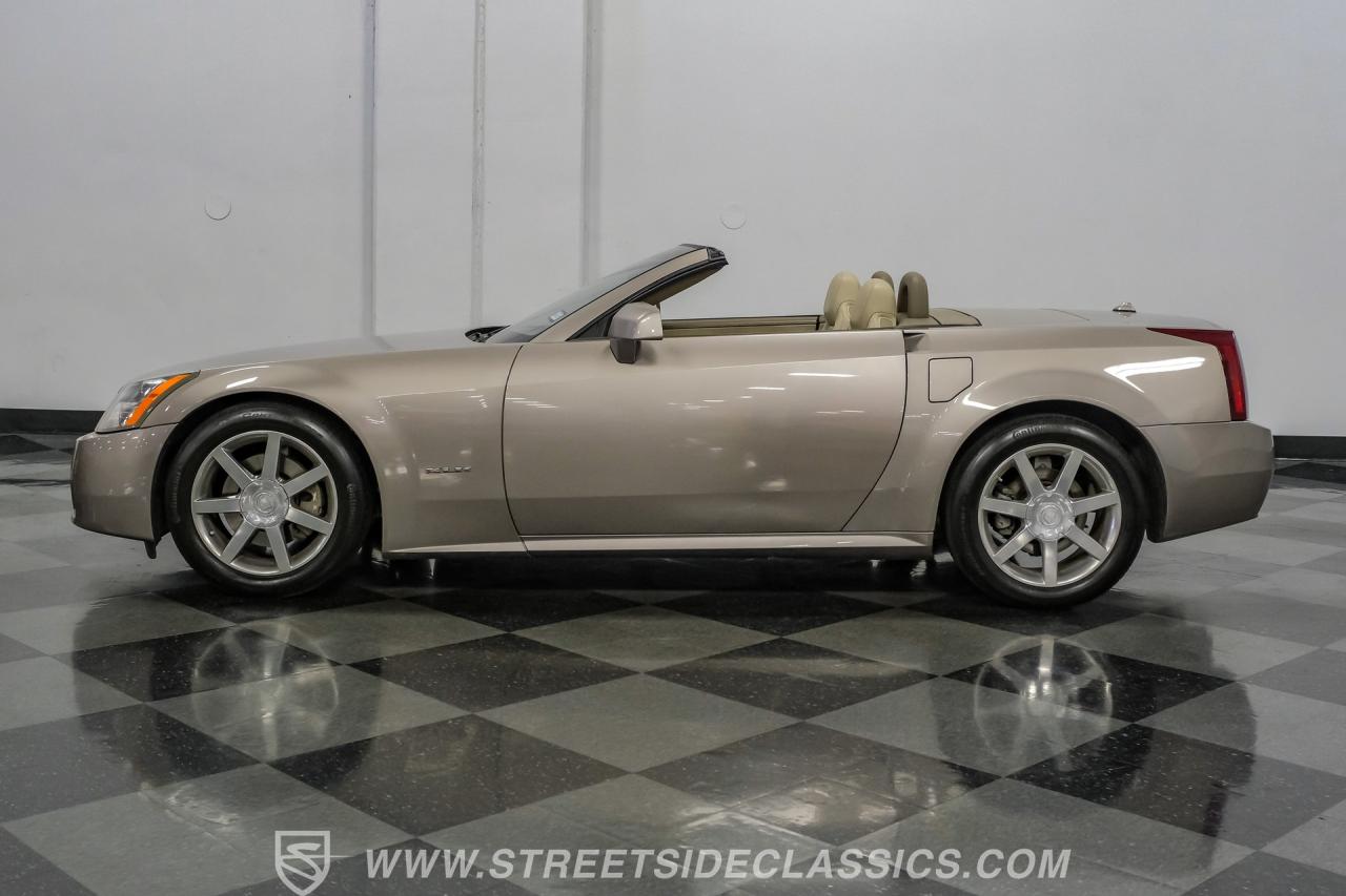 2005 Cadillac XLR