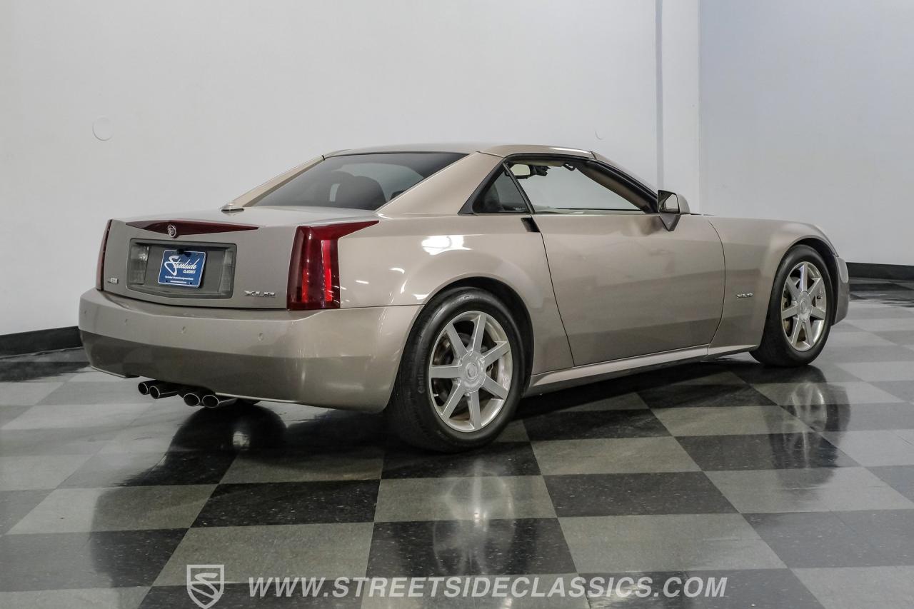 2005 Cadillac XLR