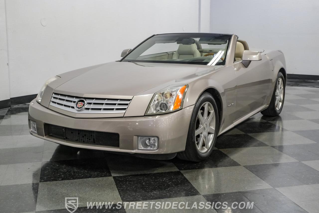 2005 Cadillac XLR
