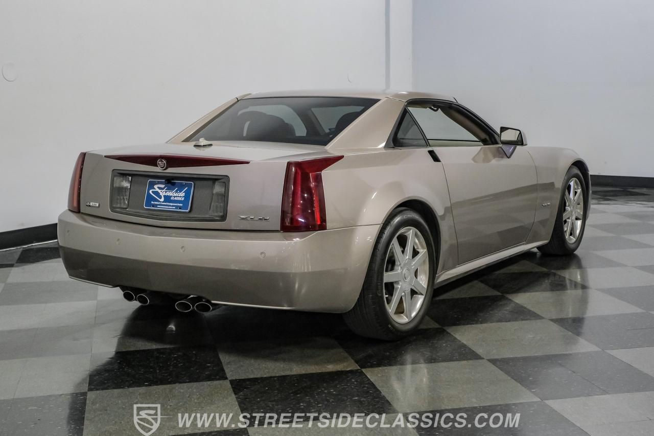 2005 Cadillac XLR