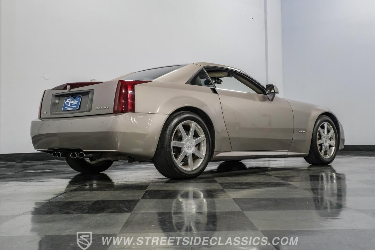 2005 Cadillac XLR