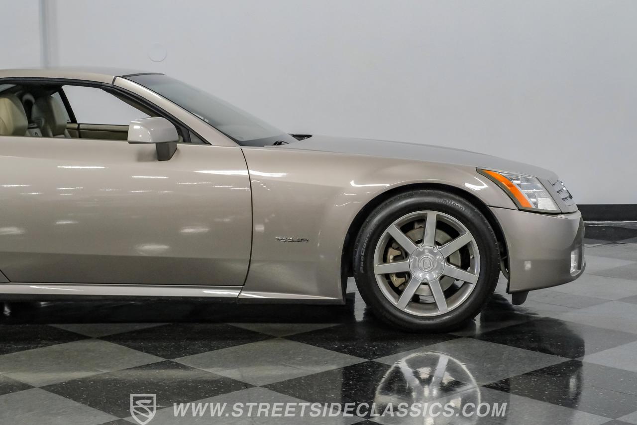 2005 Cadillac XLR