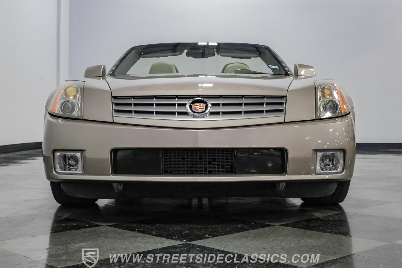 2005 Cadillac XLR