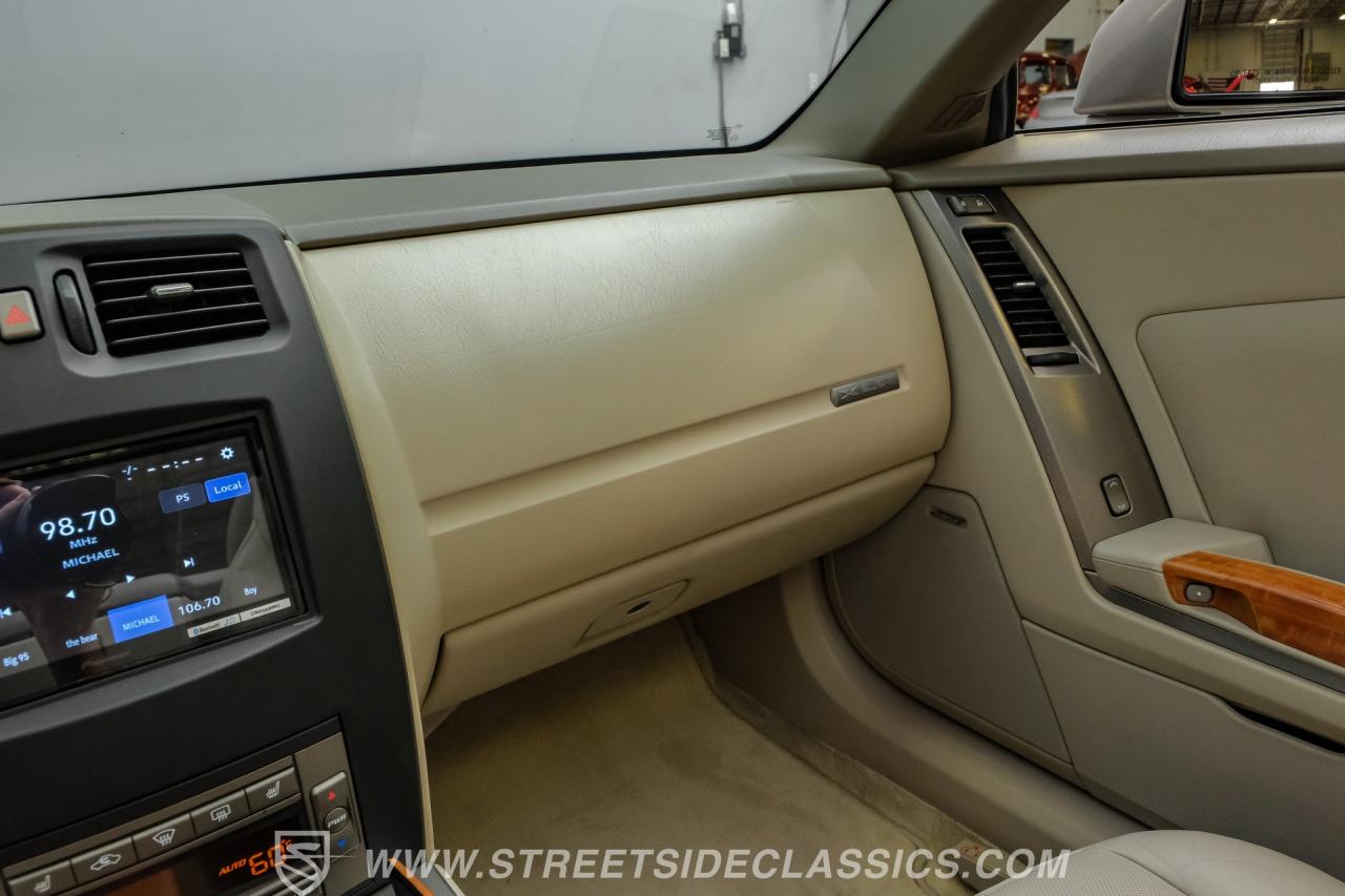 2005 Cadillac XLR