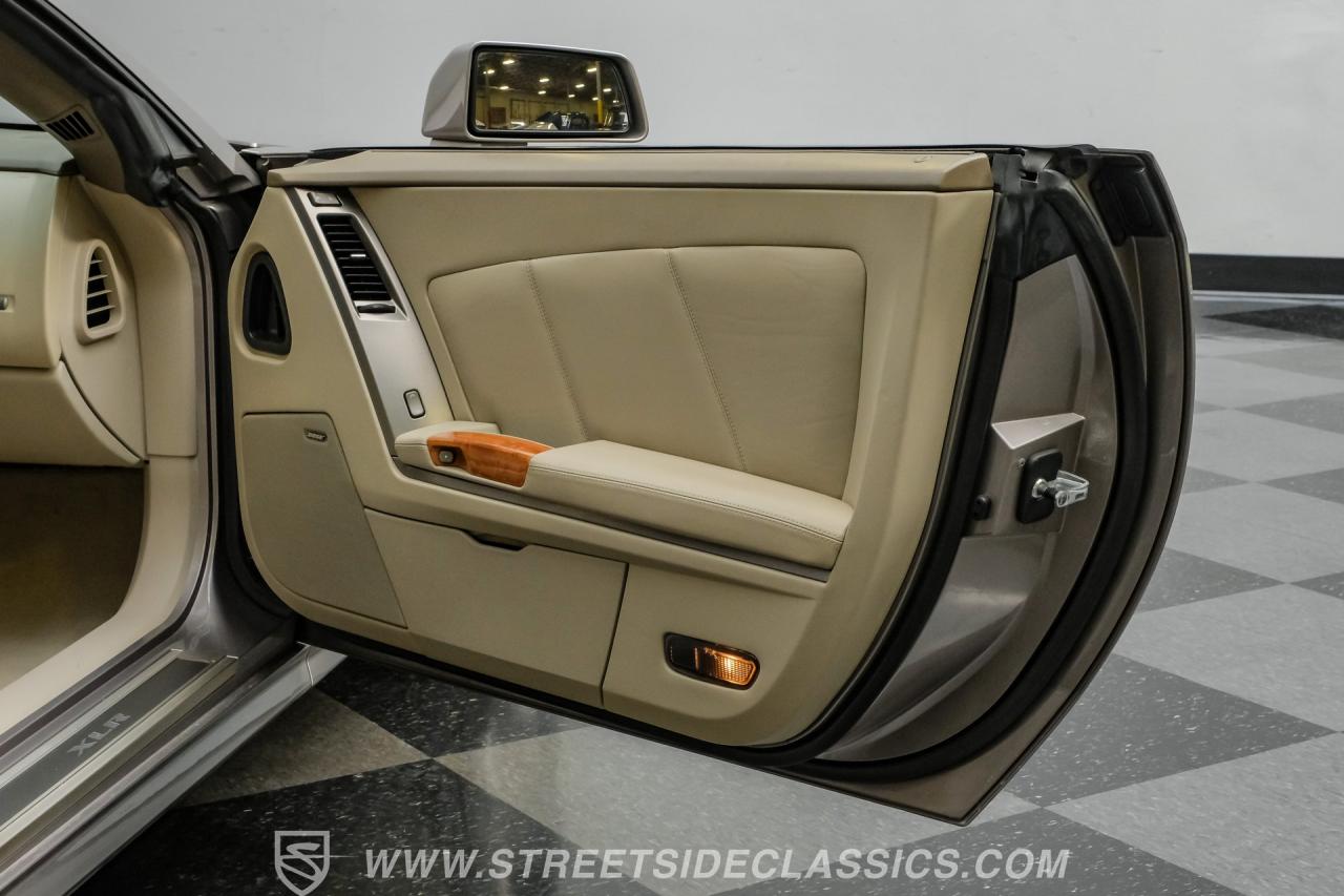 2005 Cadillac XLR