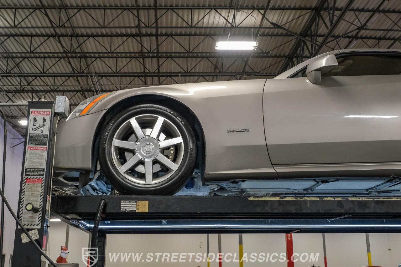 2005 Cadillac XLR