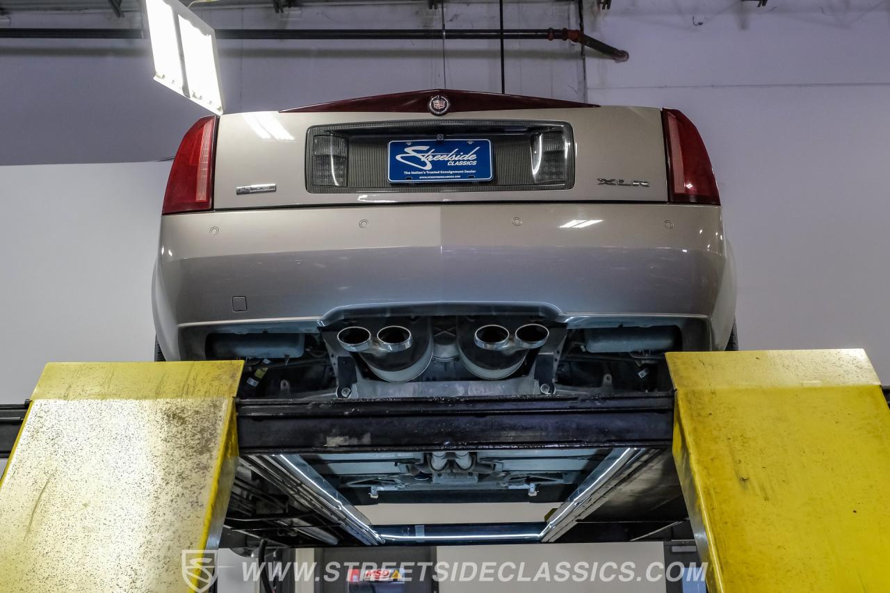 2005 Cadillac XLR