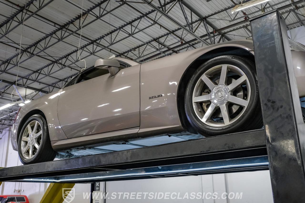 2005 Cadillac XLR