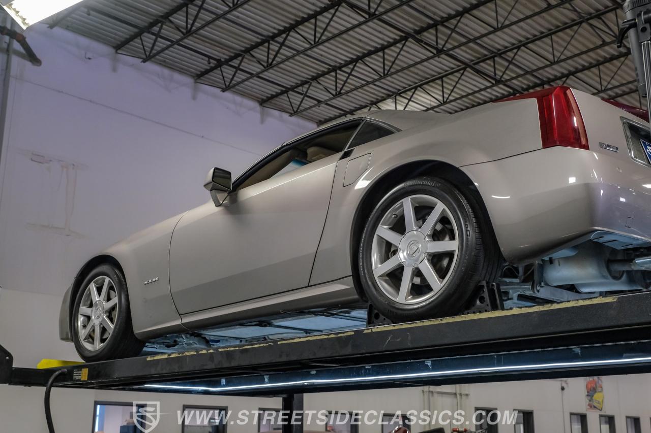 2005 Cadillac XLR