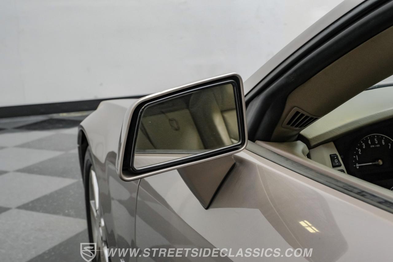 2005 Cadillac XLR