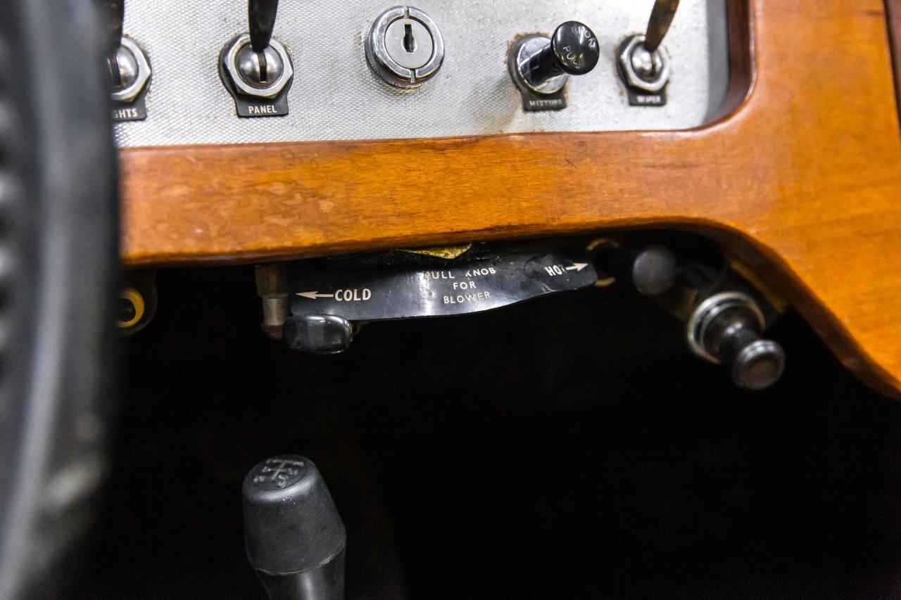 1961 Daimler SP250
