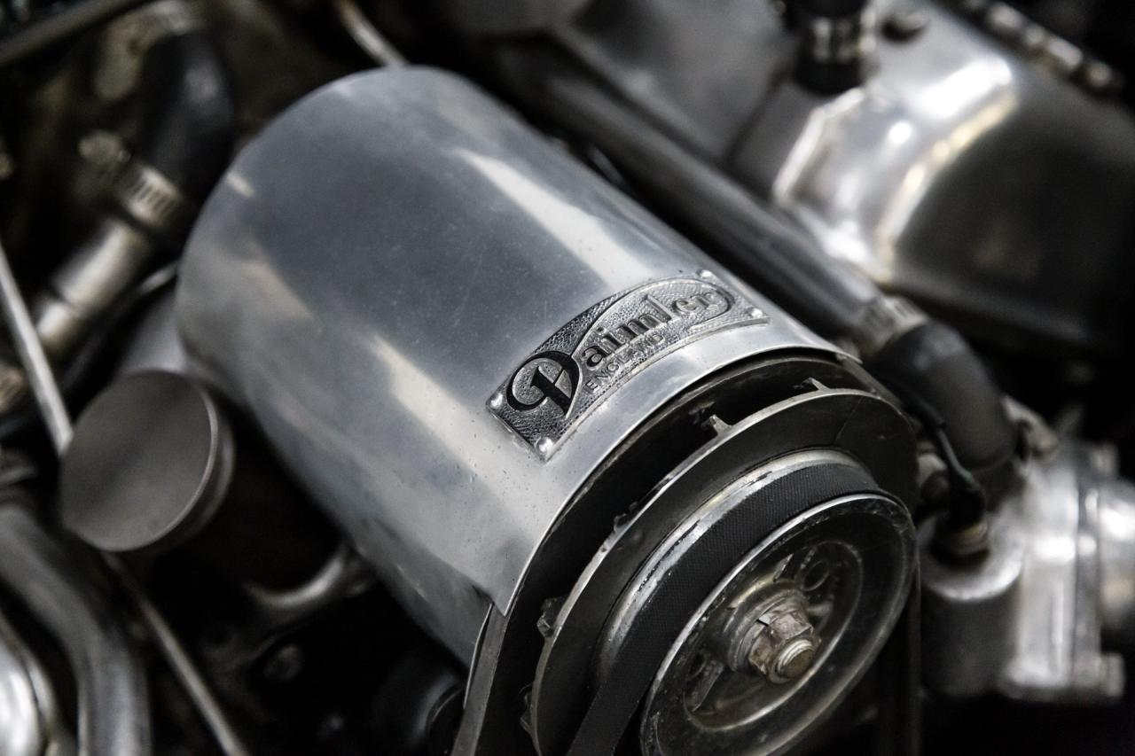 1961 Daimler SP250
