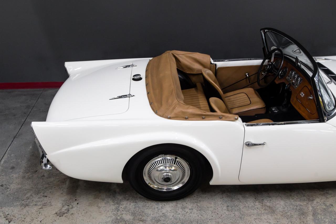 1961 Daimler SP250