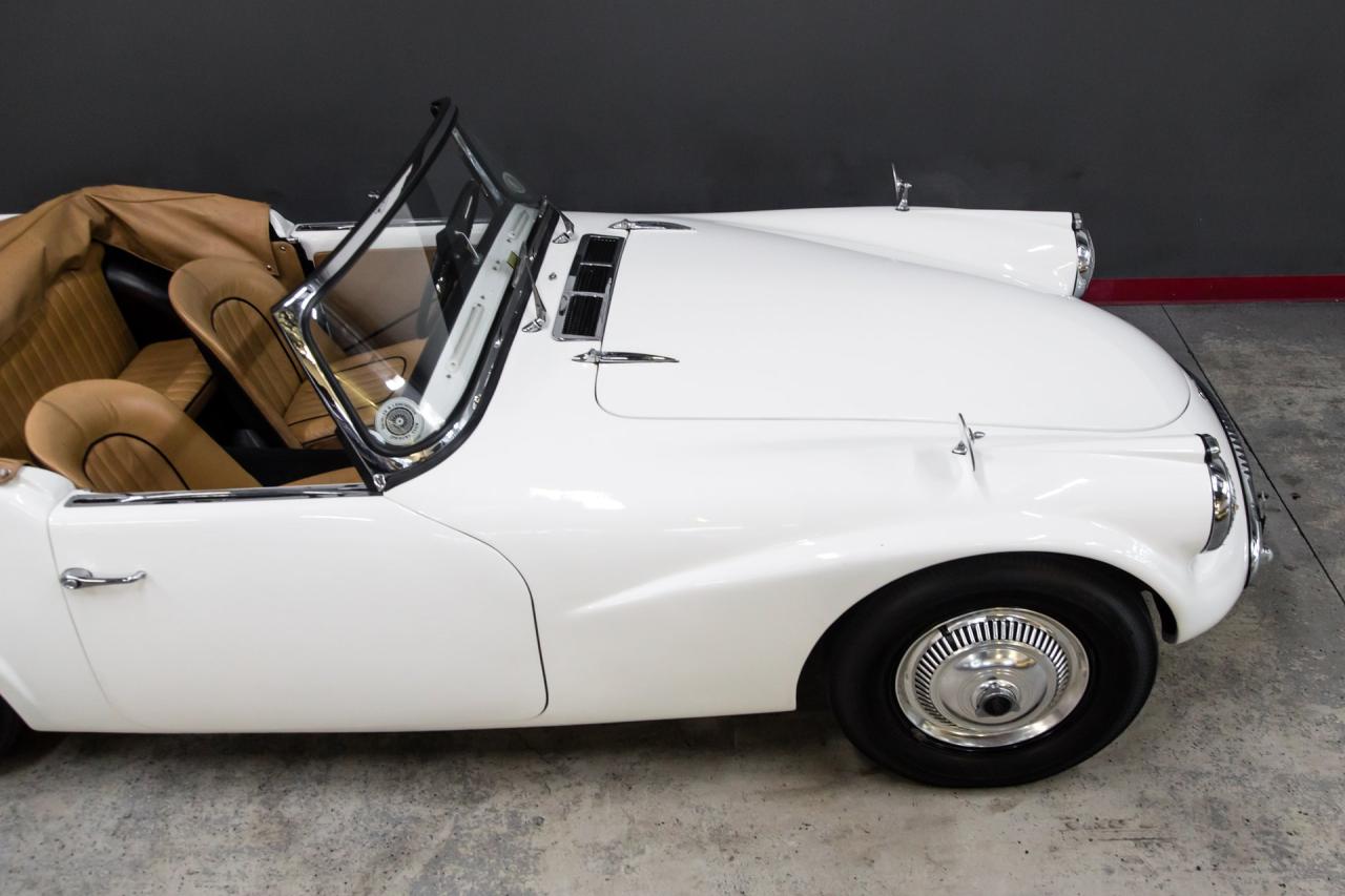 1961 Daimler SP250