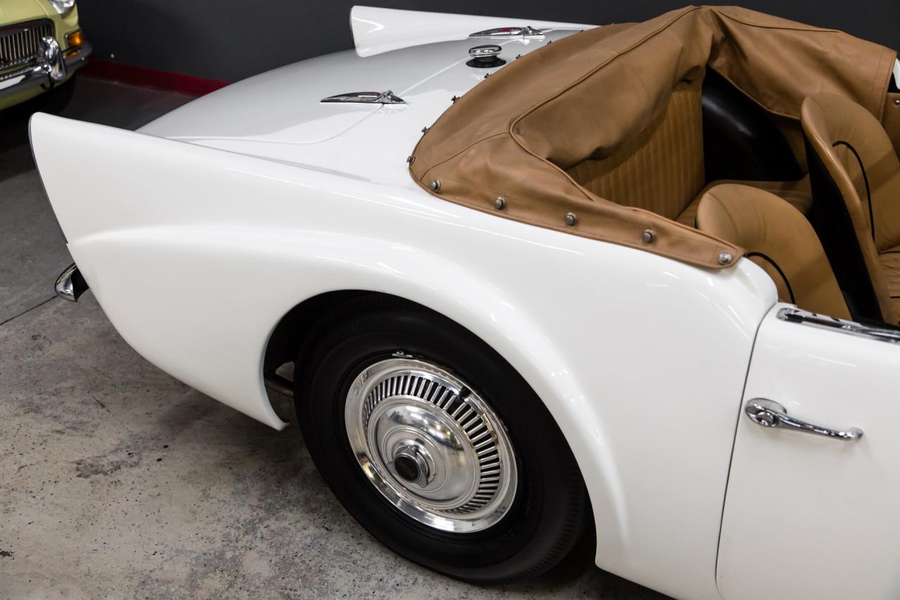 1961 Daimler SP250