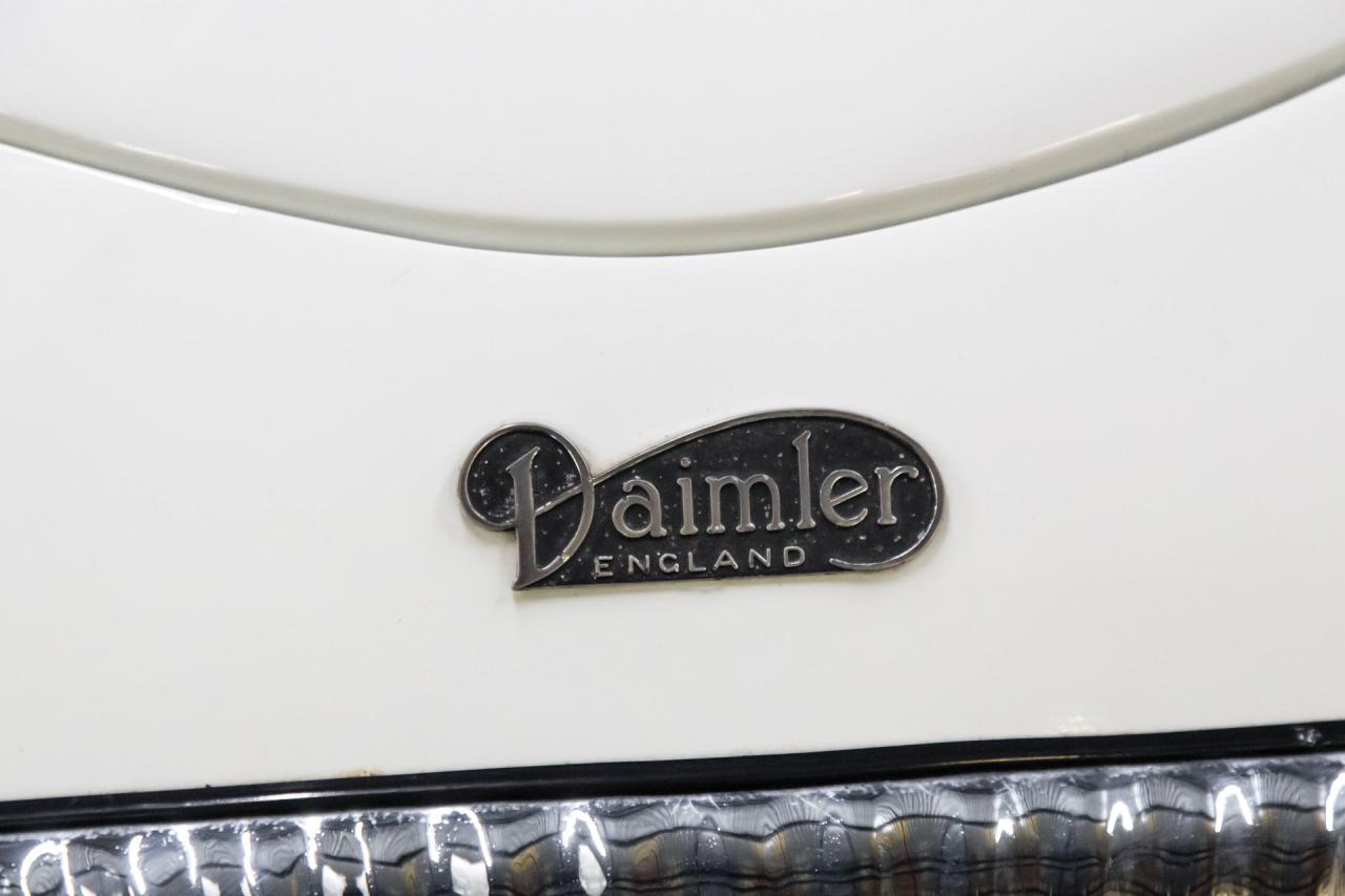 1961 Daimler SP250