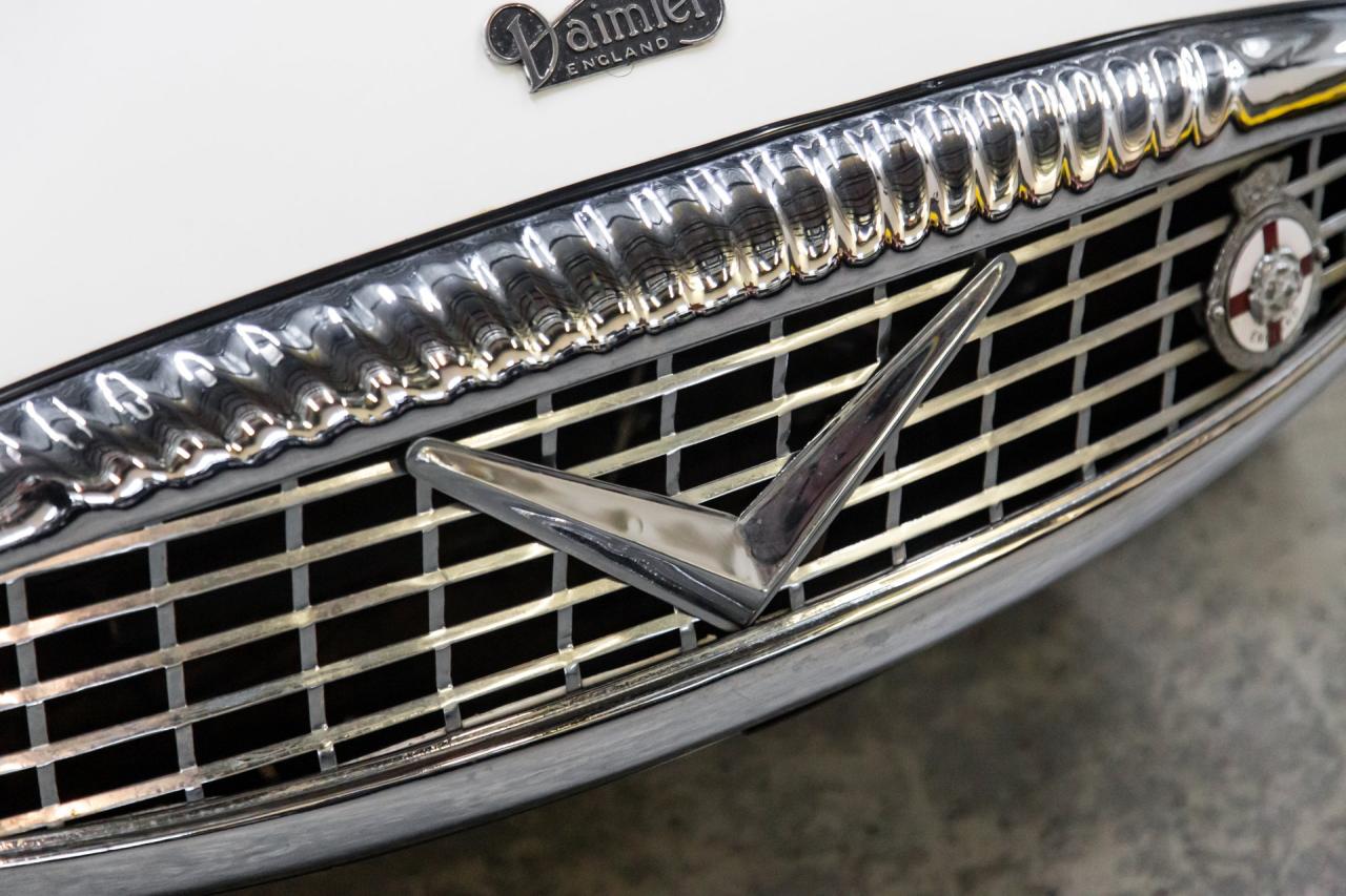 1961 Daimler SP250