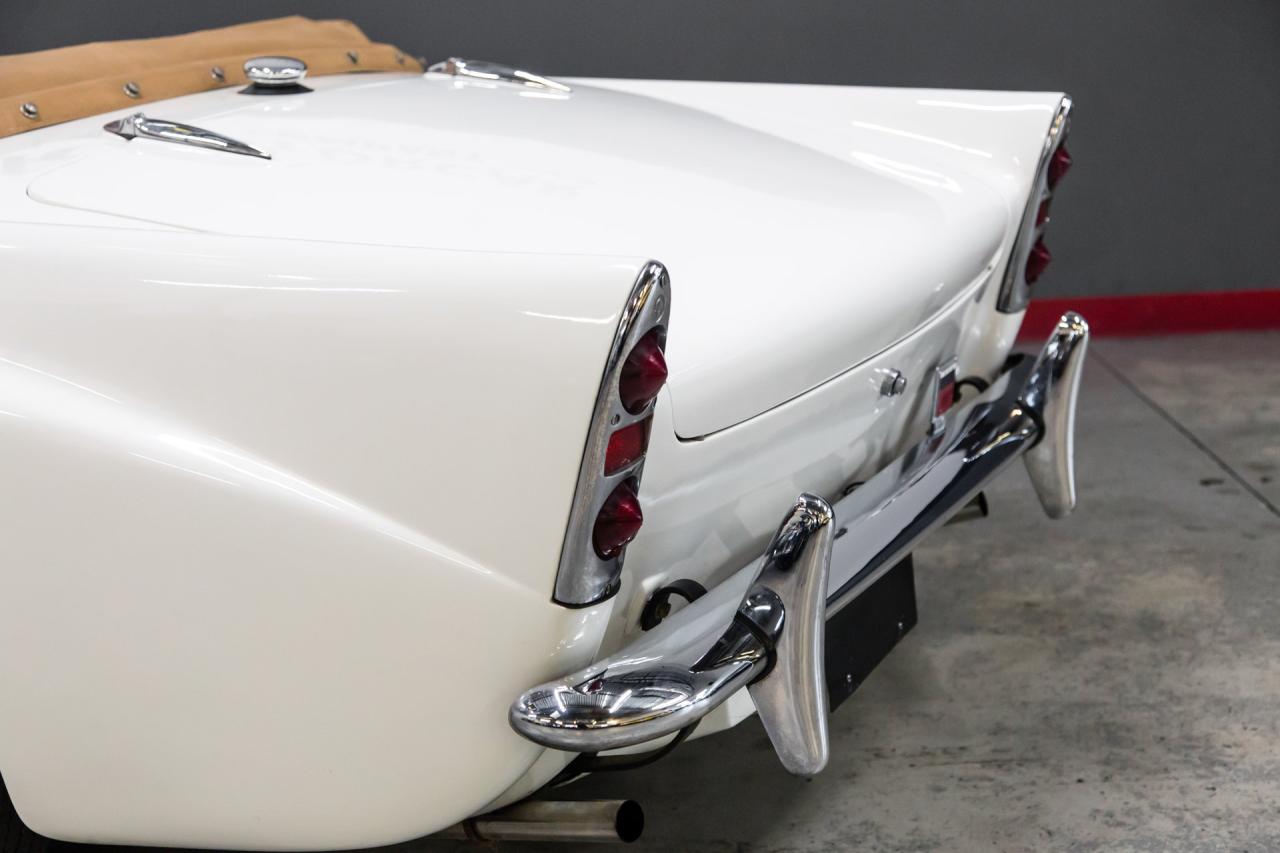 1961 Daimler SP250