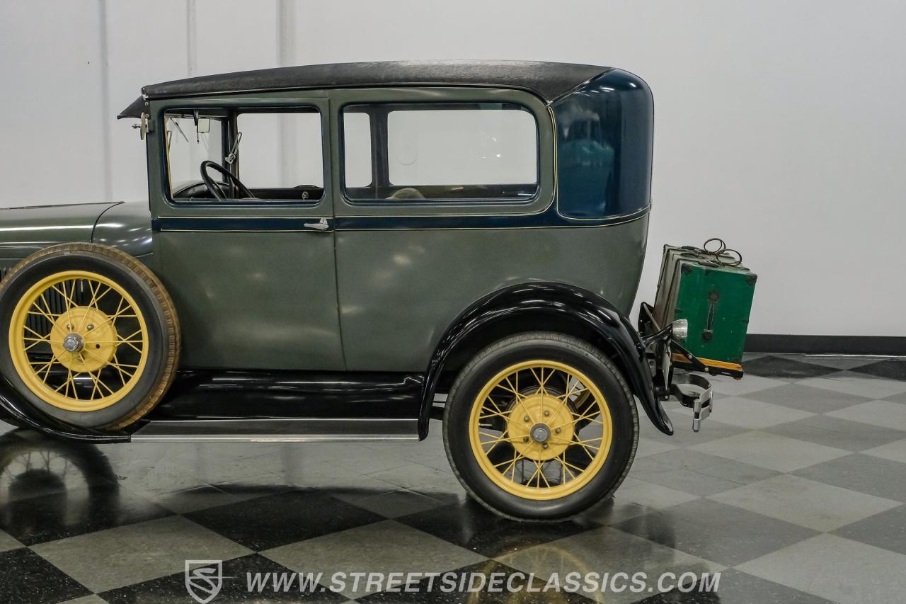 1929 Ford Model A Tudor Sedan