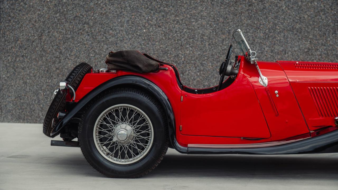1937 SS Jaguar 100 2 &frac12;-litre Roadster