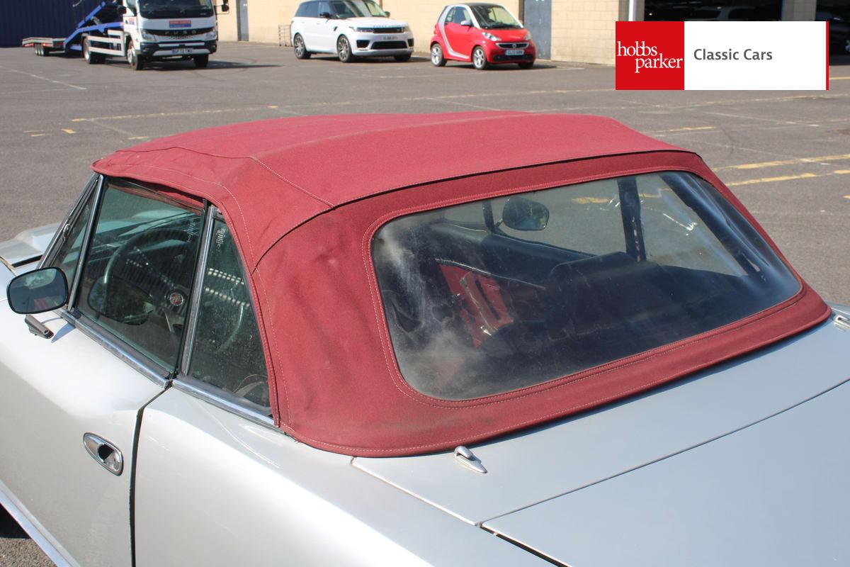 1981 Fiat 124 SPIDER LHD