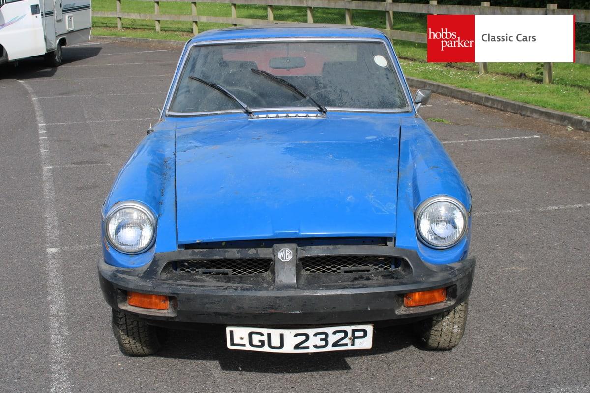 1975 MG B GT