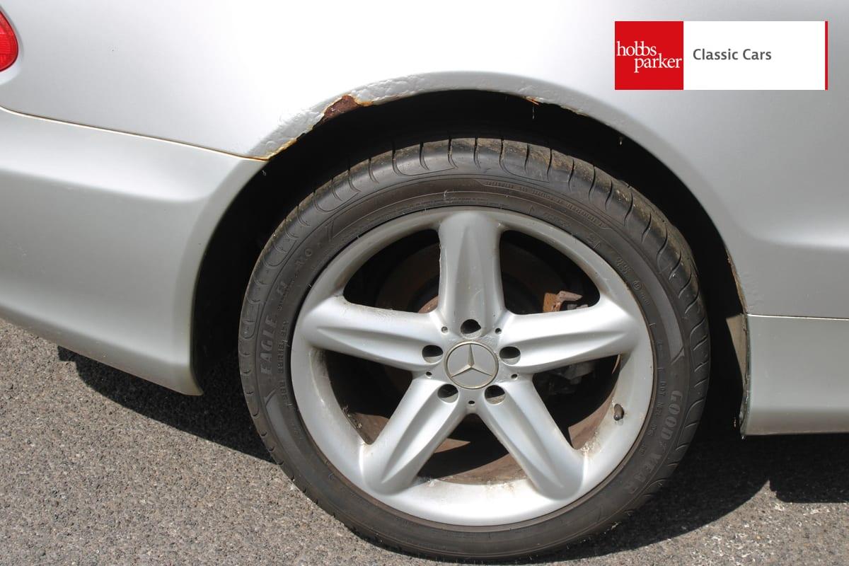 2004 Mercedes - Benz SL500 AUTO R230