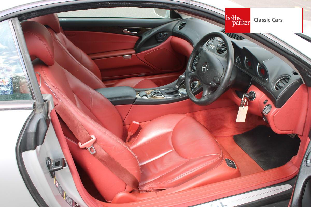 2004 Mercedes - Benz SL500 AUTO R230