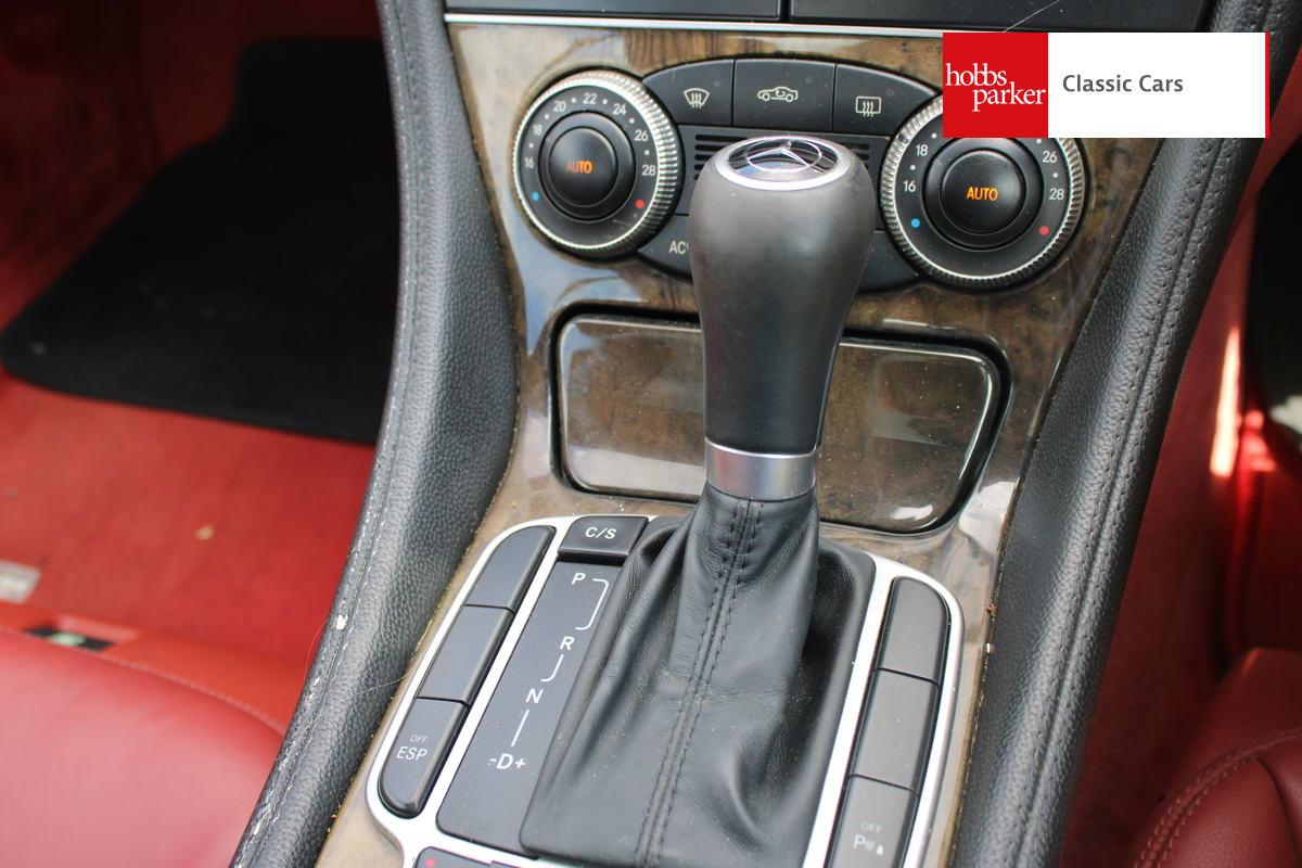 2004 Mercedes - Benz SL500 AUTO R230