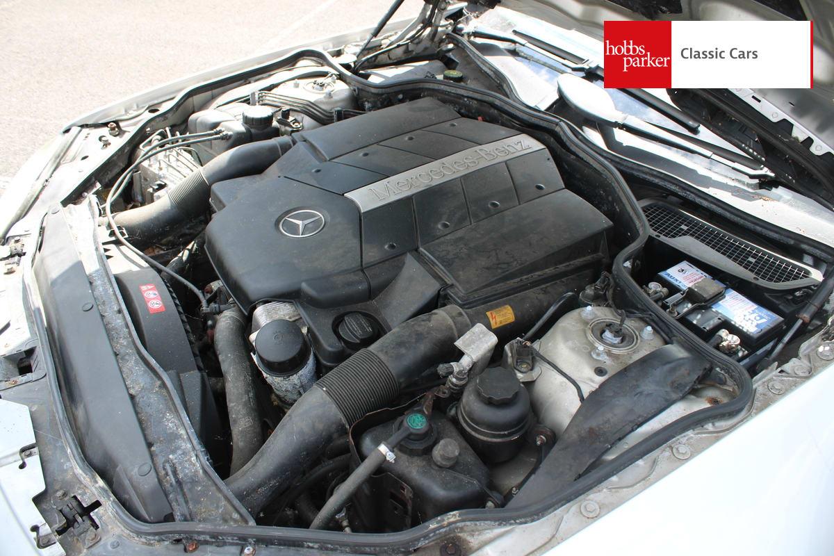 2004 Mercedes - Benz SL500 AUTO R230