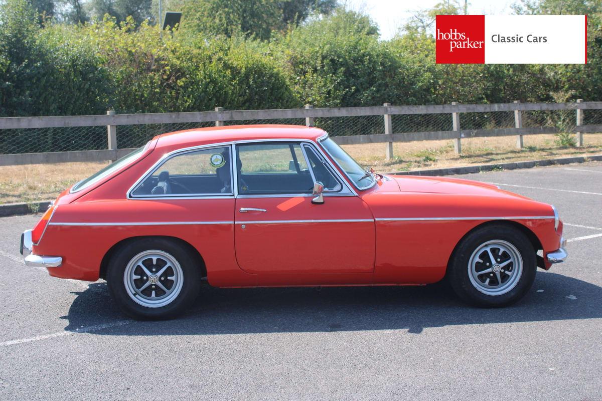1974 MG B GT