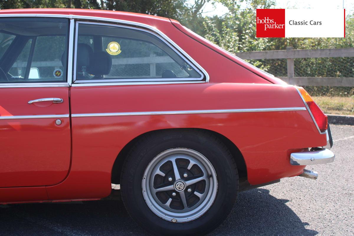 1974 MG B GT